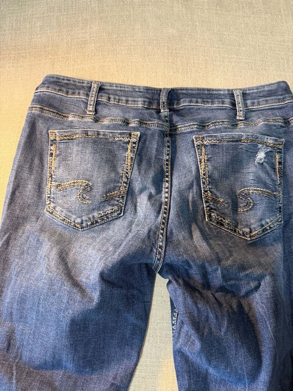 Silver Jeans - Picture 7 of 8
